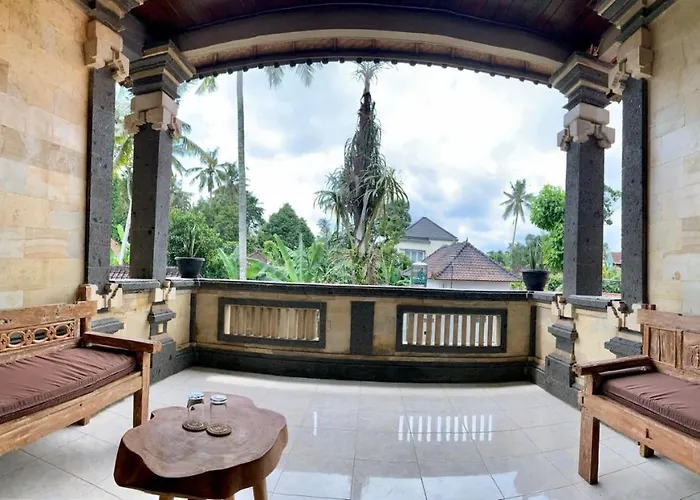 Saskara House *